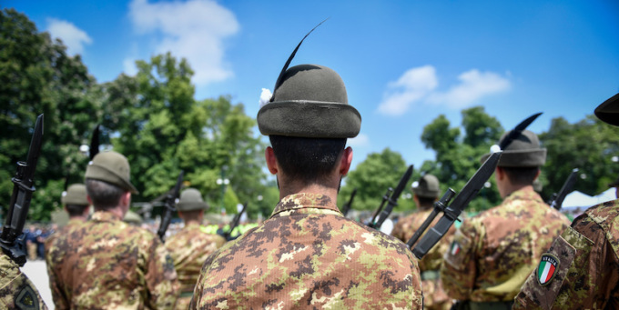 Il Consiglio sostiene gli Alpini, “I fatti di Rimini? Atti deplorevoli commessi però da singoli individui”