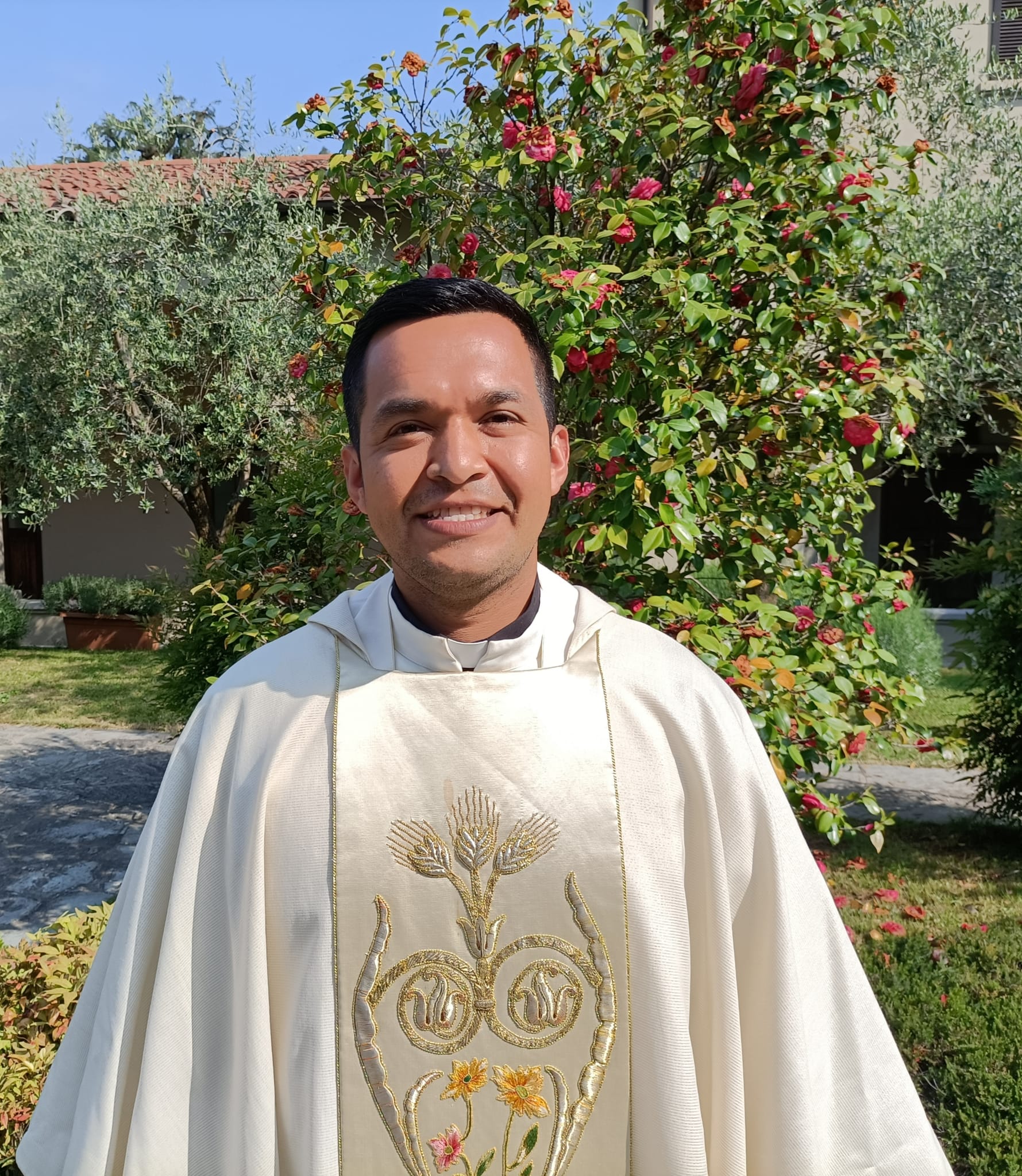 padre Antonio Romero Rodas prima messa (2)