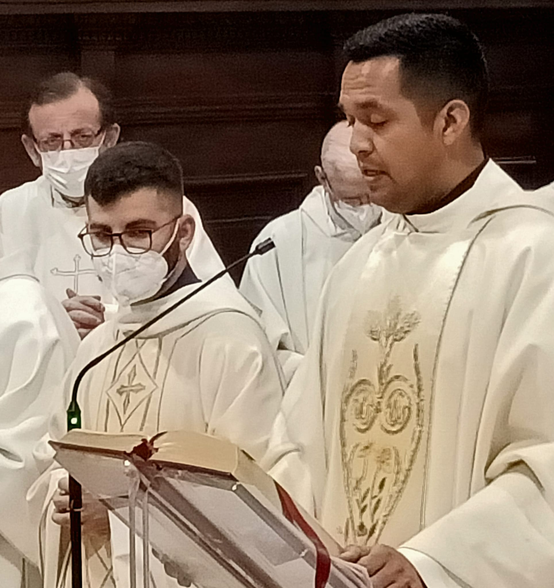 padre Antonio Romero Rodas prima messa (3)