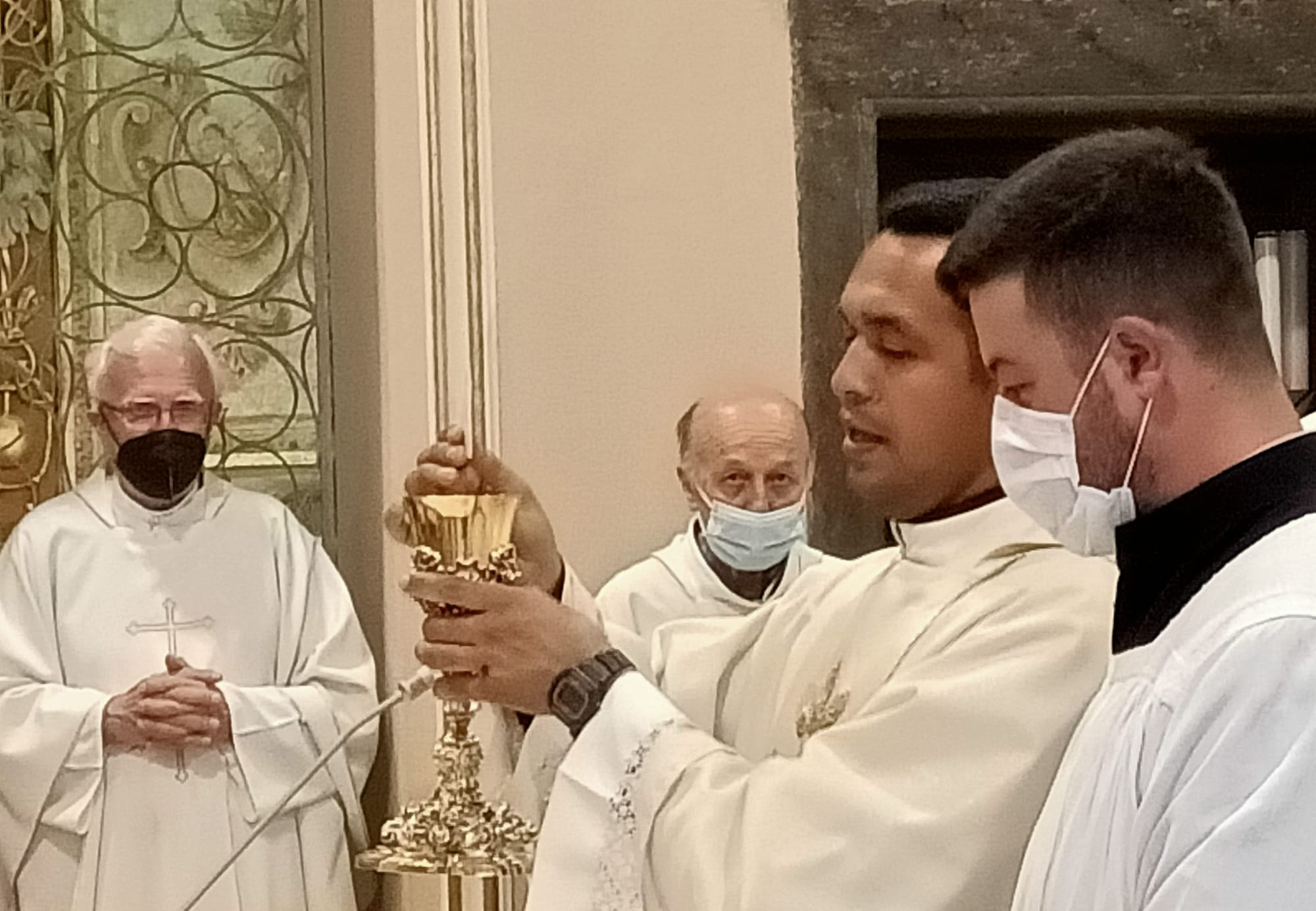 padre Antonio Romero Rodas prima messa (8)