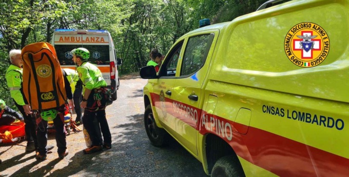Cade e si infortuna sul Monte Barro: soccorso escursionista 60enne