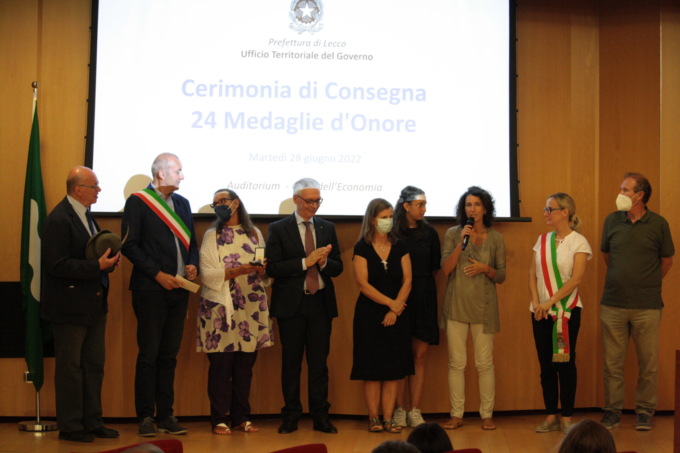 Medaglie d’onore alla memoria di 24 lecchesi deportati nei lager nazisti