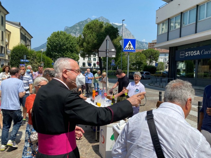 mons. angelo brizzolari