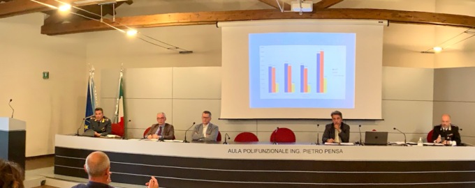 Il Prefetto in Valle, il territorio con meno reati della provincia