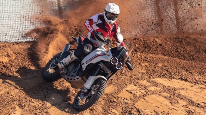 Dream Wilder – DUCATI DESERTX -Scoprila da Ducati Como