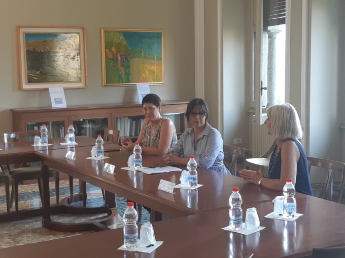 presentazione a villa monastero