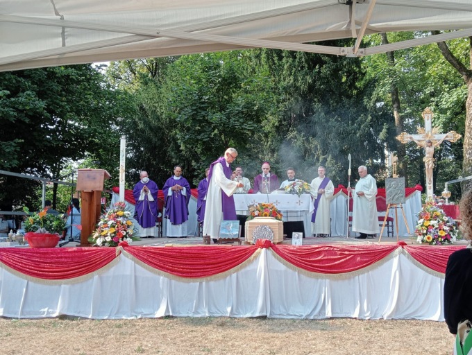 funerali al parco verde di lomagna