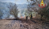 Emergenza incendi senza fine: un altro rogo nel Lecchese