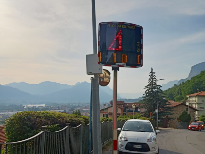Velox o non velox? Polemica su controlli di velocità e multe