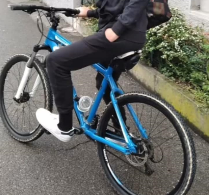 Donata una bici al 14enne derubato dell’ultimo regalo del papà scomparso