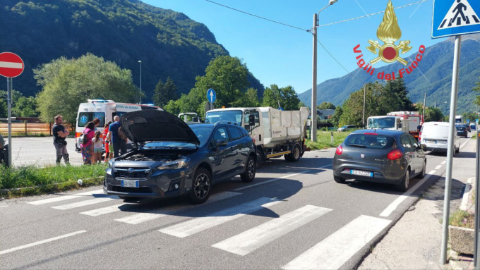 Incidente lungo la Sp52, intervengono i Vigili del Fuoco