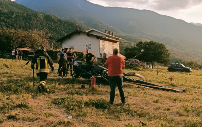 Elicottero precipitato in Valtellina: in prognosi riservata il 17enne lecchese a bordo. Senza scampo il pilota