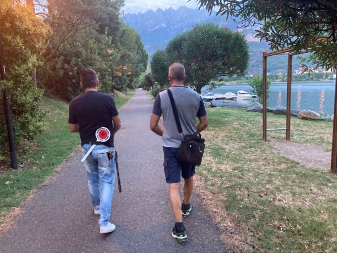 Controlli serrati: agenti in borghese sulla ciclabile