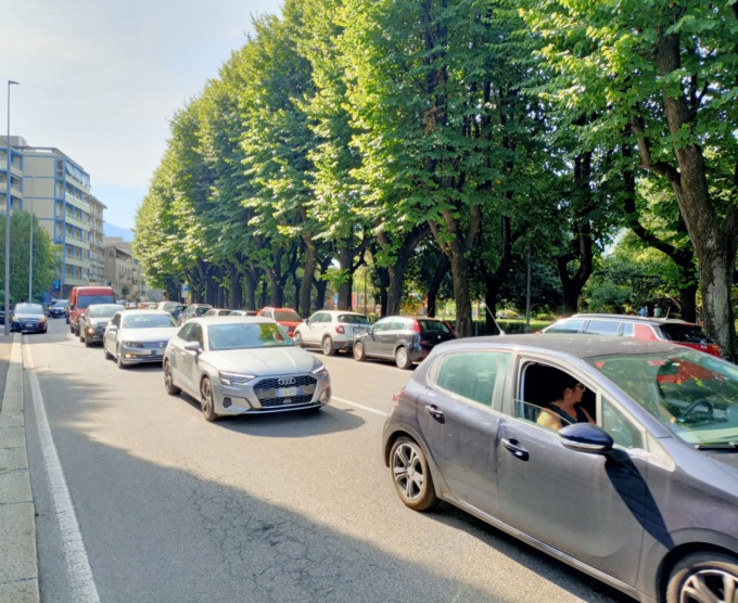 traffico in tilt a lecco