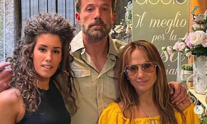 Vip sul lago: Jennifer Lopez e Ben Affleck innamorati a Menaggio
