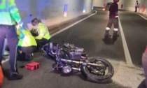 Incidente in galleria, ferito motociclista