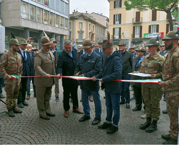 Raduno Alpini Lecco, oggi è il grande giorno con la sfilata dei gruppi del territorio
