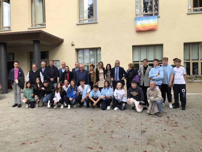 Giovani smart: anche a Lecco un progetto di supporto per i ragazzi