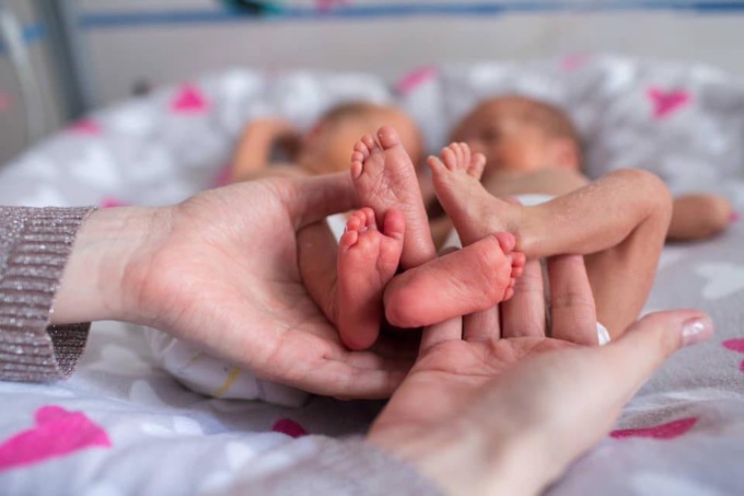 “La leggerezza in uno scatto”: un concorso fotografico intitolato alla neonatologa Bettiga scomparsa a 42 anni