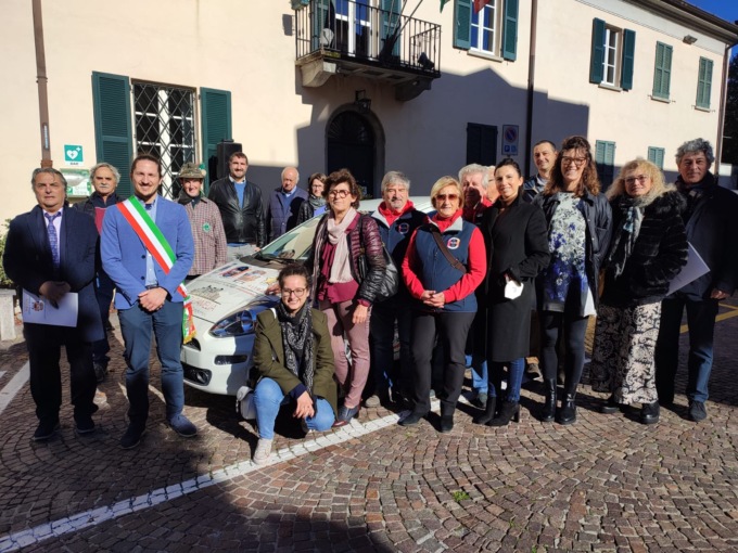 Inaugurato il nuovo mezzo dei Servizi sociali