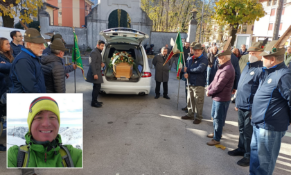 Straziante addio ad Alessandro Regazzoni, il giovane che in montagna sentiva la gioia di vivere