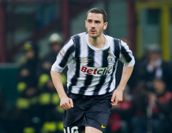 Leonardo Bonucci a Lecco per sostenere Auser