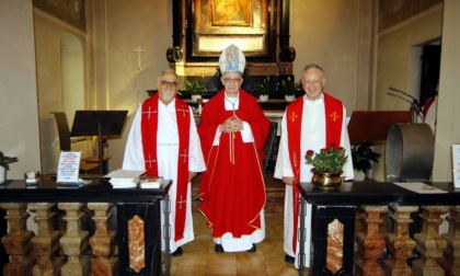 Il Comune di Lecco si veste a lutto per Monsignor Stucchi