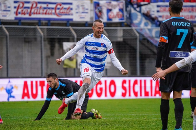 Fietta e Stanzani piegano la Calcio Lecco: ancora una sconfitta allo «Speroni»