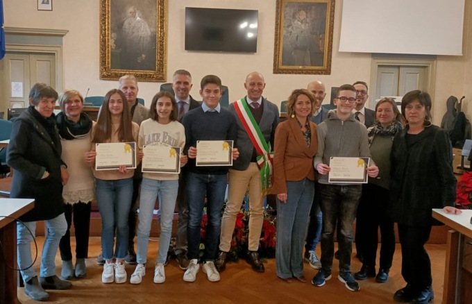 Consegnate le Borse di studio agli studenti da 10 e lode
