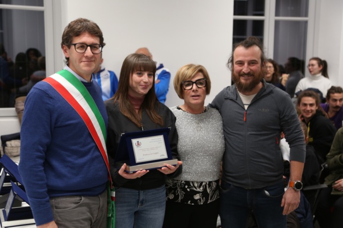 Giovani olginatesi eccellenti nello sport e nella scuola: consegnati i riconoscimenti