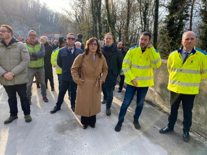 Lecco Ballabio: riapertura a doppio senso di marcia ma a corsie ristrette. Poi altri 4mesi di lavori