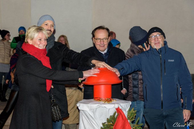 Valmadrera accende il Natale: inizio scintillante con Pro loco e commercianti