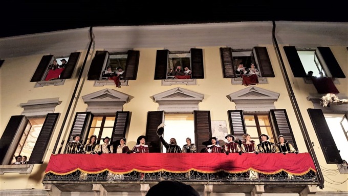 Stasera la Pesa Vegia torna in tutto il suo splendore