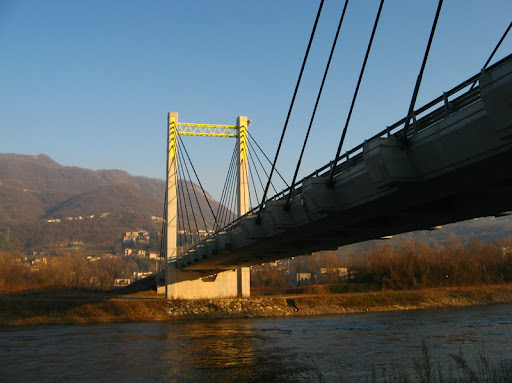 Ponte Cantù chiuso da domani per verifiche strutturali
