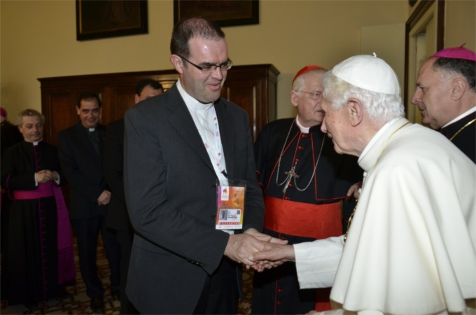 Mercoledì a Lecco messa di suffragio per Papa Benedetto XVI. Il Cardinal Scola: “Un amico, ma ancor più un padre”