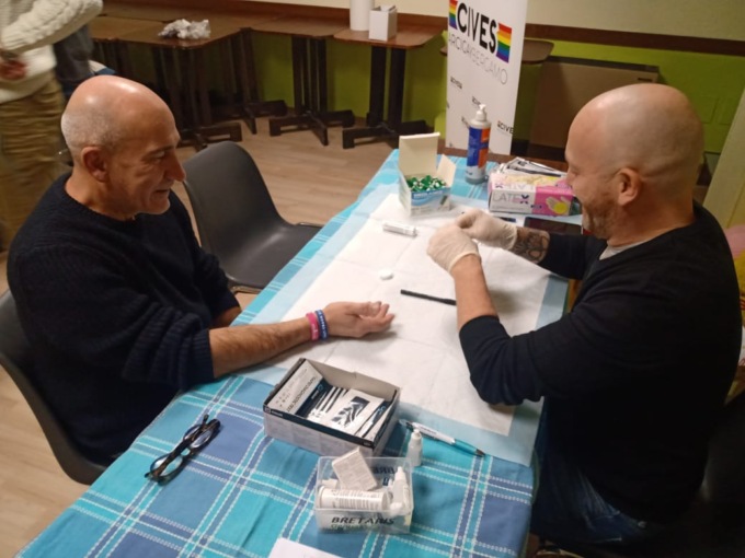 Musica e prevenzione HIV al Lecco Pride