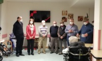 Sant'Antonio: gli Alpini tornano in Casa di Riposo per portare doni agli anziani