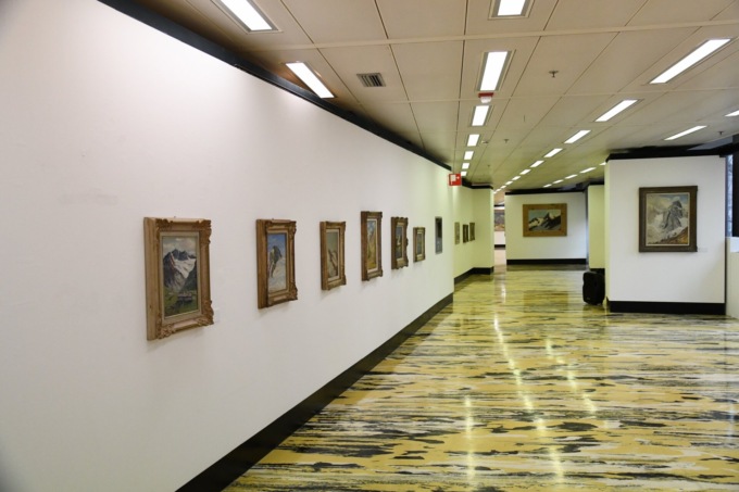 Palazzo Pirelli ospita le montagne di Lombardia