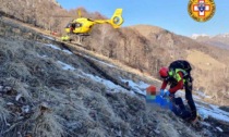 Cade in montagna: escursionista trasportato in ospedale in elisoccorso