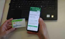 Trenord, addio alla carta. Biglietto solo elettronico e digitale