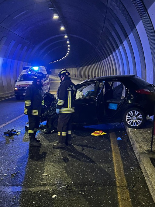 Incidente mortale sulla Lecco-Ballabio, perde la vita un giovane