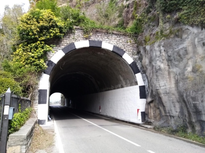 Sp 72: interventi alla galleria del Mok