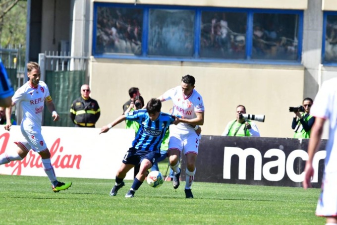 Calcio Lecco, la difesa fa acqua: il Padova vince 3-1