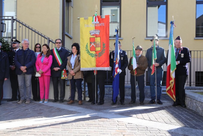 25 aprile a Calolzio: “Non esiste una Resistenza giusta e una sbagliata. Esiste la Resistenza davanti alle atrocità della guerra”