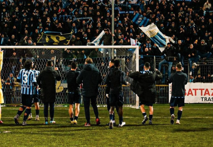Calcio Lecco: “Tutti allo stadio per spingere i ragazzi verso uno storico secondo posto”