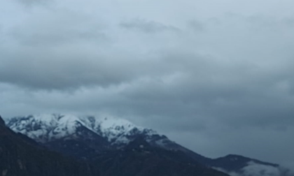 Freddo a Lecco (è tornata la neve sui monti): possibile accendere i riscaldamenti per un massimo di 6,5 ore al giorno