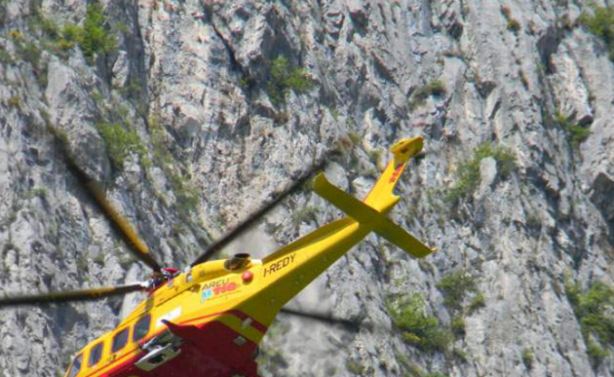 Sanitari e Soccorso alpino mobilitati per due incrodati sul Medale