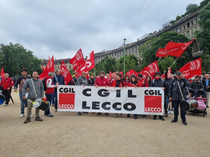 Manifestazione dei sindacati per tutelare i diritti di lavoratori e pensionati