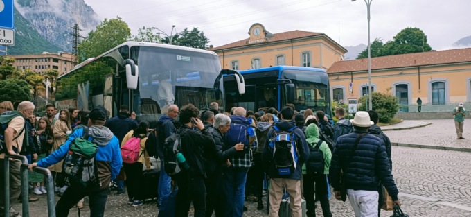 Frana a Fiumelatte, confermata la sospensione dei treni
