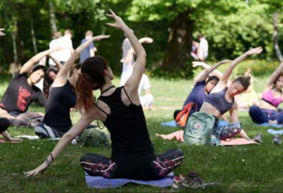 Monti Sorgenti: sabato “Paesaggi manzoniani” a Pian Sciresa e domenica yoga e sostenibilità a Campo de Boi